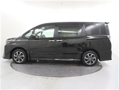 ヴォクシー ZS キラメキ 3