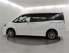 ヴォクシー HV ZS キラメキ2