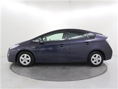 プリウス S LEDエディション