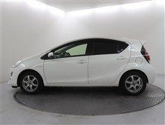 アクア G ブラックソフトレザー