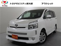 トヨタ　ヴォクシー Z