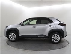 ヤリスクロス G