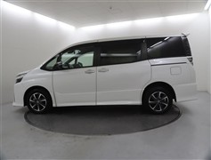 ヴォクシー ZS キラメキ3