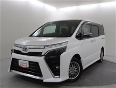トヨタ ヴォクシー HV ZS キラメキ3