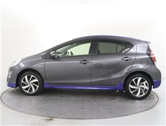 アクア X-アーバン