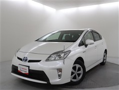 トヨタ プリウス S