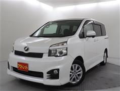トヨタ ヴォクシー ZS