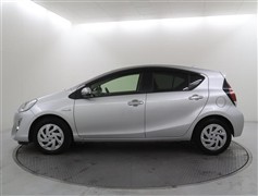 アクア S スタイルブラック