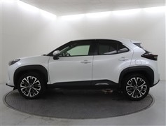 ヤリスクロス HV Z