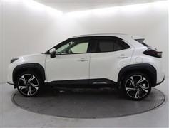 ヤリスクロス ハイブリッド G