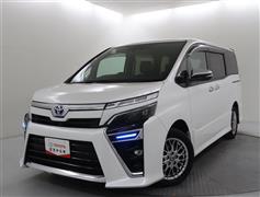 トヨタ ヴォクシー HV ZS 3