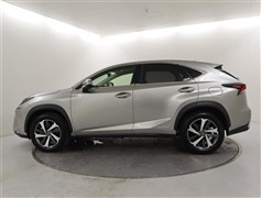 NX300h バージョンL