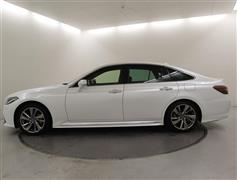 クラウン HV RS アドバンス