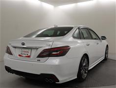 クラウン HV RS アドバンス