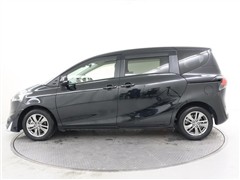 シエンタ ファンベース G クエロ