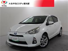 トヨタ　アクア G