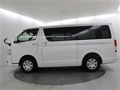 ハイエースV スーパーGLダークP2