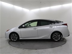 プリウス A ツーリングセレクション