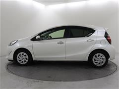 アクア S スタイル ブラック