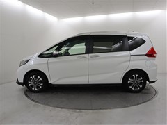 フリード HV クロスター