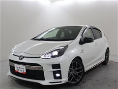 アクア G GRスポーツ・17インチ