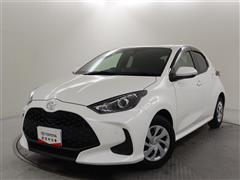 トヨタ　ヤリス 1.0 X