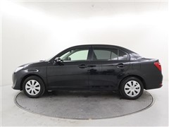 カローラアクシオ 1.5X