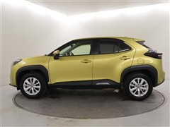 ヤリスクロス HV G