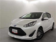 アクア S スタイルブラック