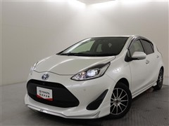 アクア S スタイルブラック