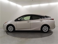 プリウス S セーフティープラス