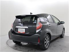 アクア S スタイル ブラック