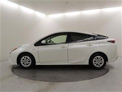 プリウス S セーフティープラス