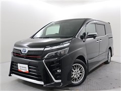 トヨタ　ヴォクシーHV ZS キラメキ 3