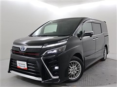 ヴォクシーHV ZS キラメキ 3