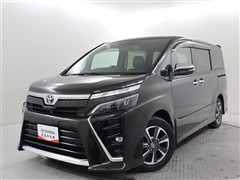 トヨタ　ヴォクシー ZS キラメキ 3