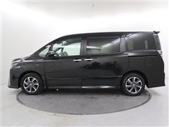 ヴォクシー ZS キラメキ 3