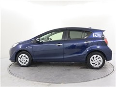 アクア S スタイルブラック