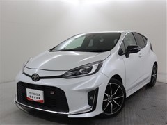 アクア GR スポーツ