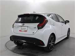 アクア GR スポーツ