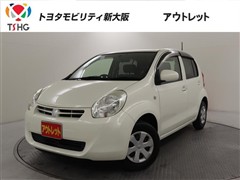 トヨタ パッソ 1.0X クツロギ