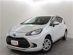 トヨタ アクア G