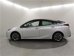 プリウス A プレミアムツーリング