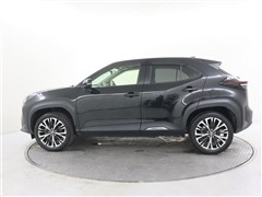 ヤリスクロス HV Z