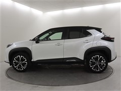 ヤリスククロス HV Z