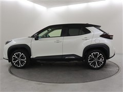 ヤリスクロス HV Z