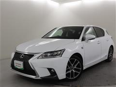 レクサス CT200h Fスポーツ