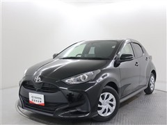 トヨタ　ヤリス G