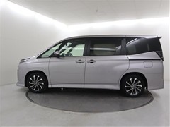 ヴォクシー HV S-Z