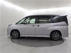 ヴォクシー HV S-Z